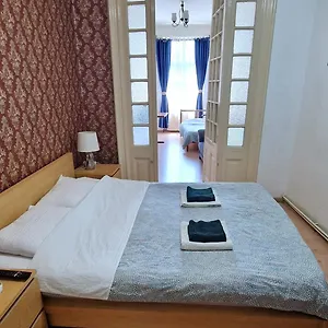 Appartement Domum Unirea, Across The Street Of Old Center, Bucarest